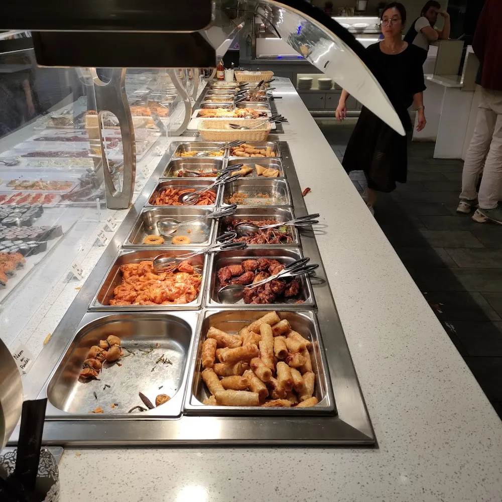 Plat Chaud Nems Crevettes Sautées Aux Légumes